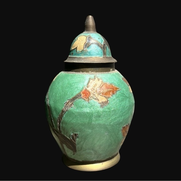 🌻VINTAGE Teal Floral Brass Urn with Lid || Home Decor  || Made In India - Picture 3 of 12